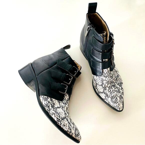 RAYE REVOLVE Black White Two Tone Snakeskin Toe Buckle Ankle Boots Booties 38 - Picture 1 of 15